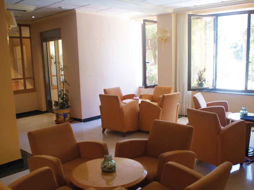Rosabel Hotell Benidorm Exteriör bild