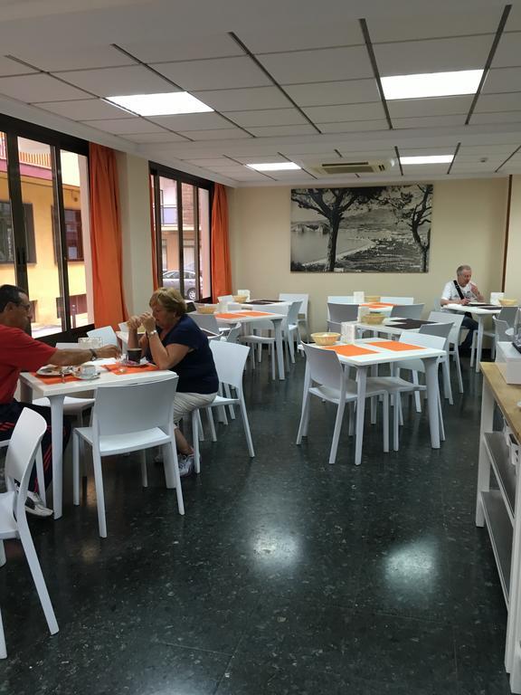 Rosabel Hotell Benidorm Exteriör bild