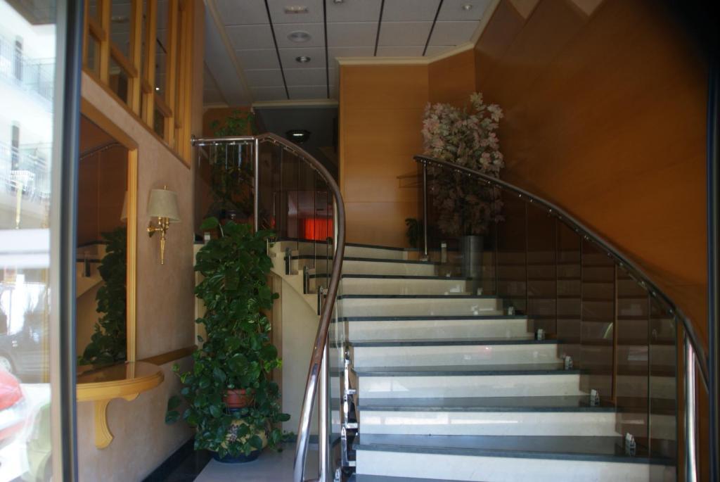 Rosabel Hotell Benidorm Exteriör bild