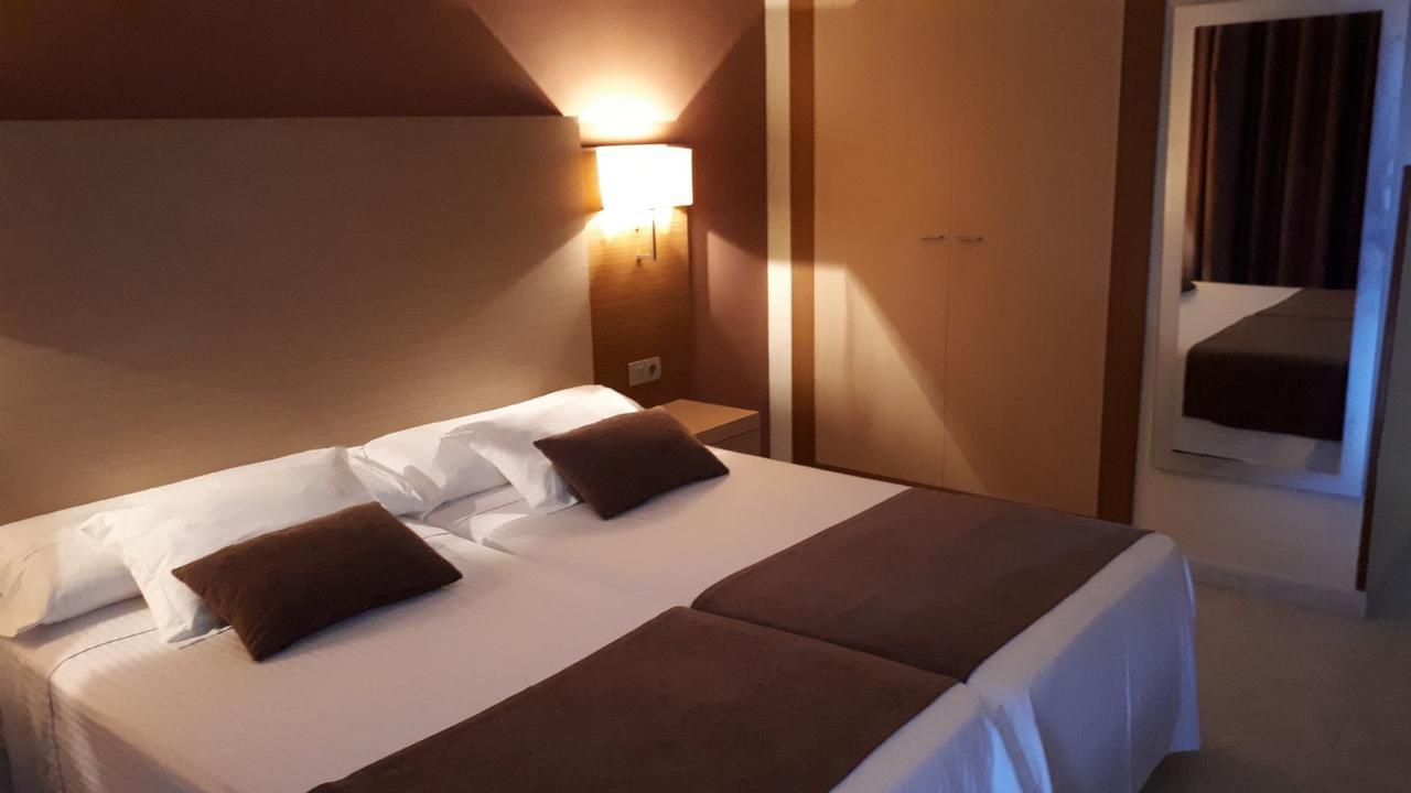 Rosabel Hotell Benidorm Exteriör bild